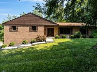 111 W Cruikshank Rd, Middlesex Twp, PA 16002