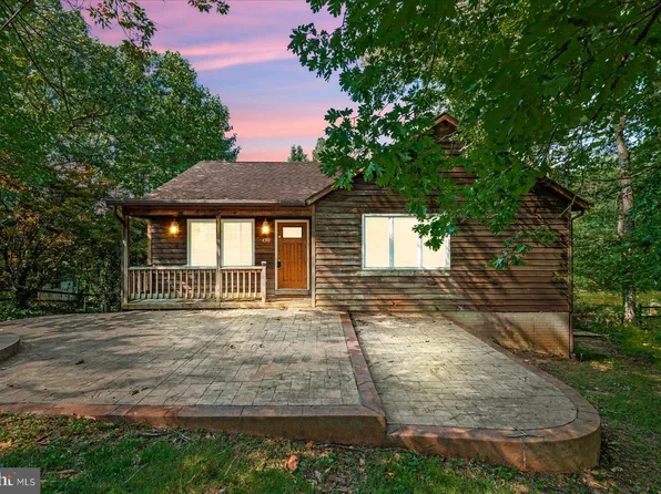 130 Holly Dr, Stafford, VA 22556