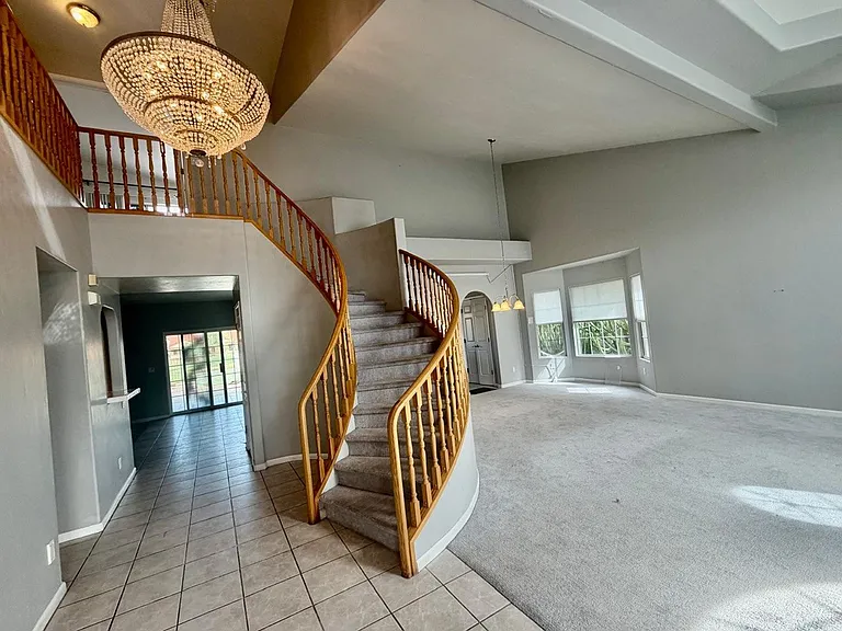 11018 N Mountain Breeze Dr — Photo 23