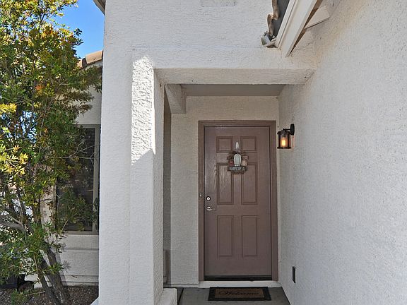 4th image of 18449 S Berrybrooke Pl