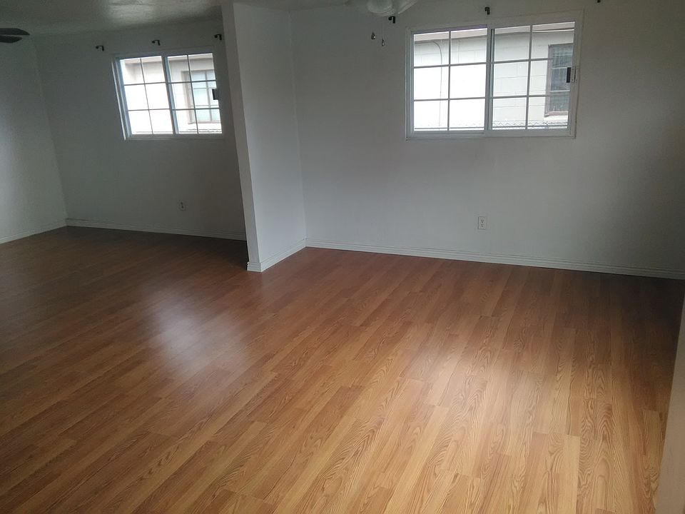 1st image of 4907 Edna Ave