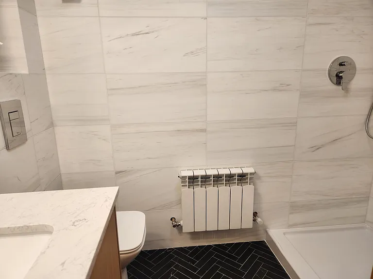 411 Hoboken Rd #1 — Photo 4