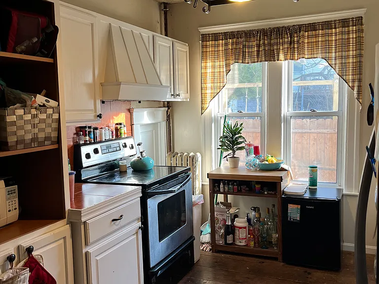 1 Underwood St #1 — Photo 4