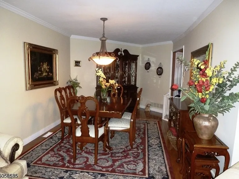 3203 Park Pl — Photo 3