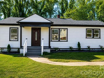 204 22nd Ave NE, Hickory, NC, 28601