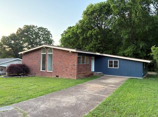 8411 Primrose Ln, Chattanooga, TN 37421