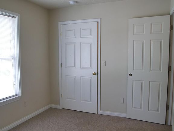 5th image of 1203 Crescent Ave #B