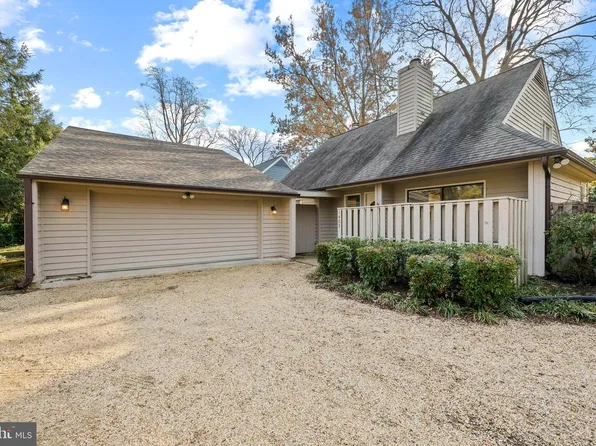 1403 Corey Ln, Annapolis, MD 21401