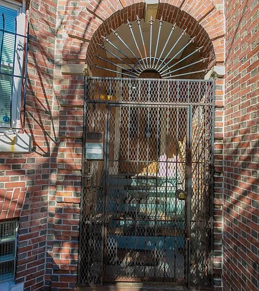 101 Cedar St #2 — Photo 1