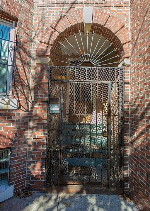 101 Cedar St #2