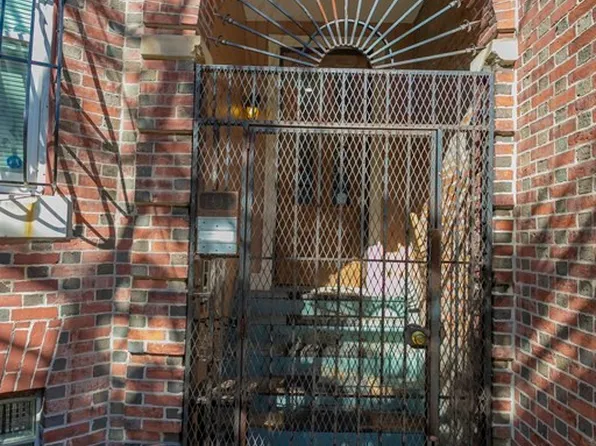 101 Cedar St, Roxbury, MA