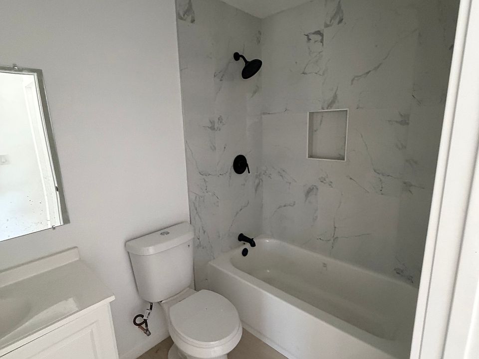 1st image of 43031 Yew St