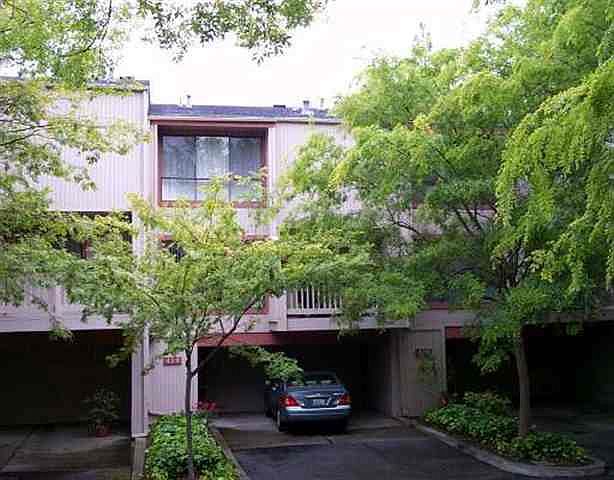 1st image of 413 Woodminster Dr #413