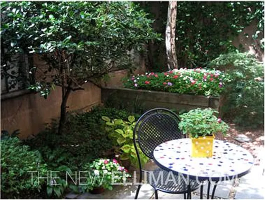 Rented by Douglas Elliman | media 39