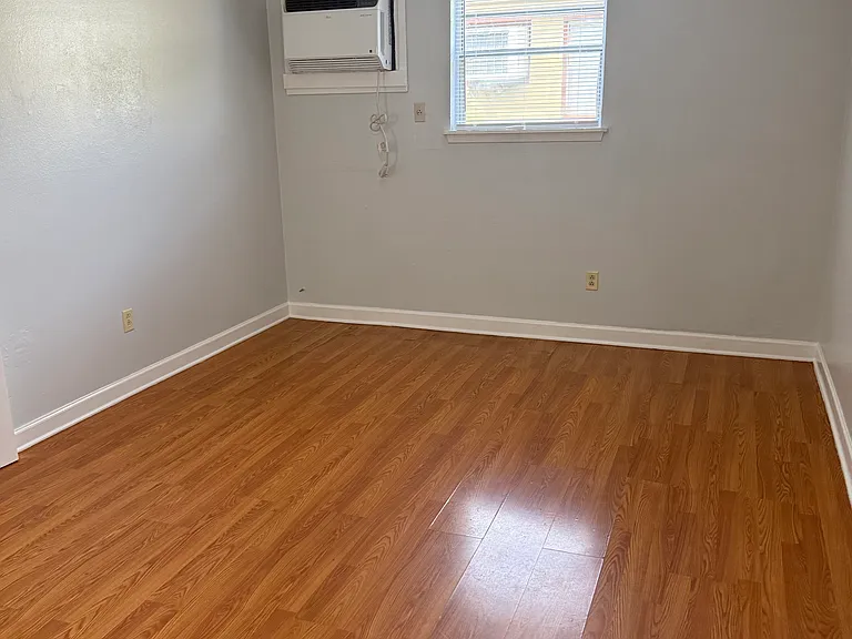 419 Fern St #B — Photo 8