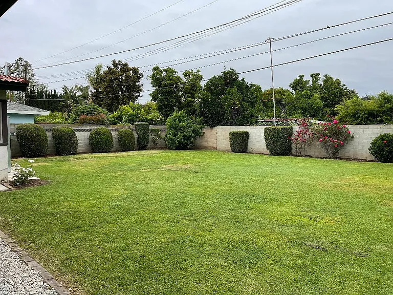 431 E Sandra Ave — Photo 17