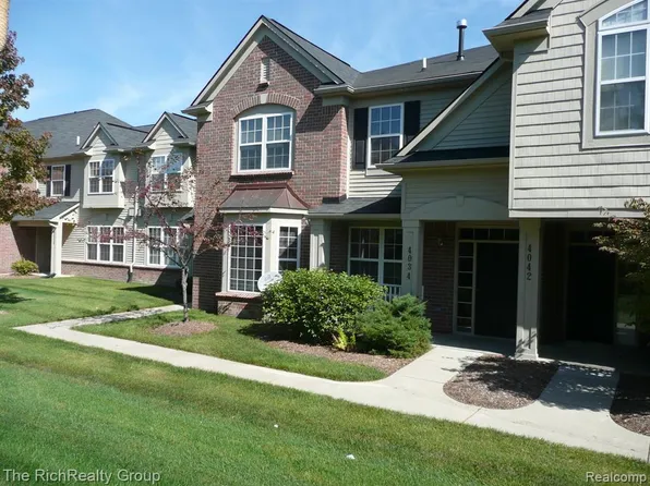 3962 Radcliff Dr, Canton, MI 48188