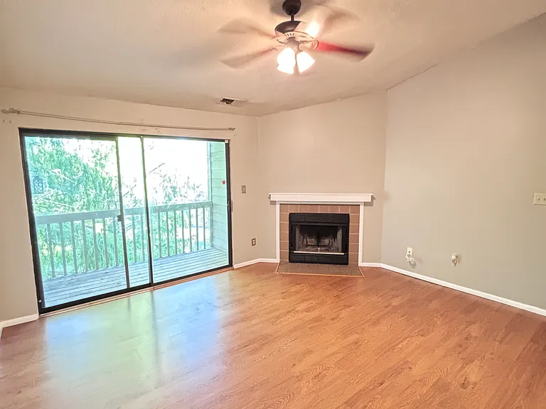 4351 Village Parkway Cir W #10 — Photo 3