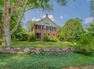 201 Southeast Rd, New Hartford, CT 06057