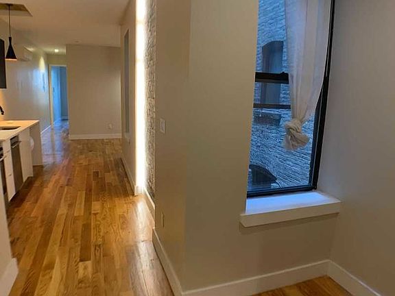 5th image of 385 Chauncey St #1RR