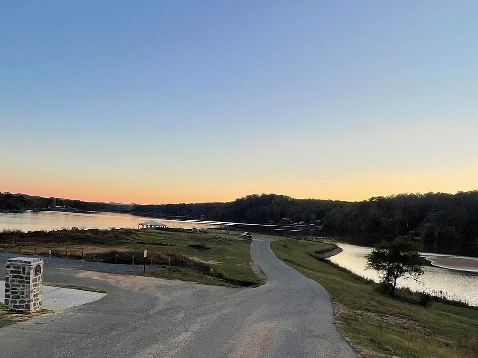 1st image of 535 Lake Pointe Dr #302/302A
