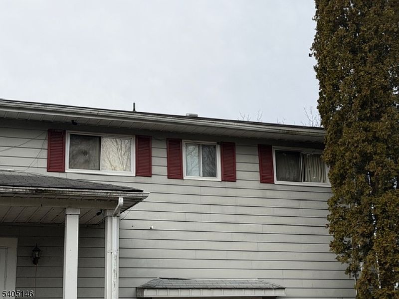 312- D Lake Shore South O4