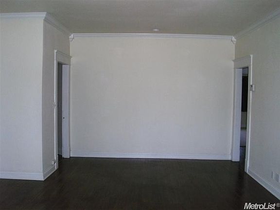 5th image of 21 S Hutchins St