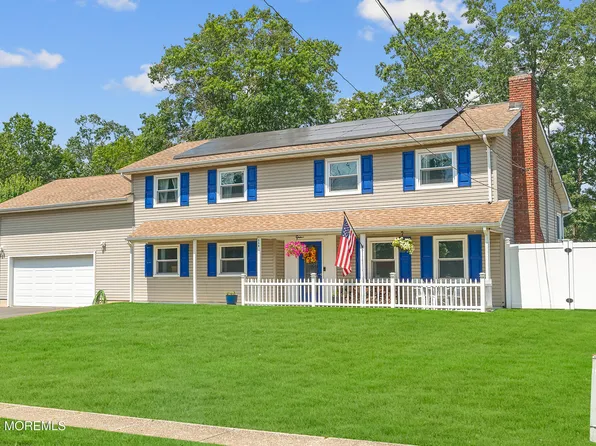 348 Hilltop Road, Toms River, NJ 08753