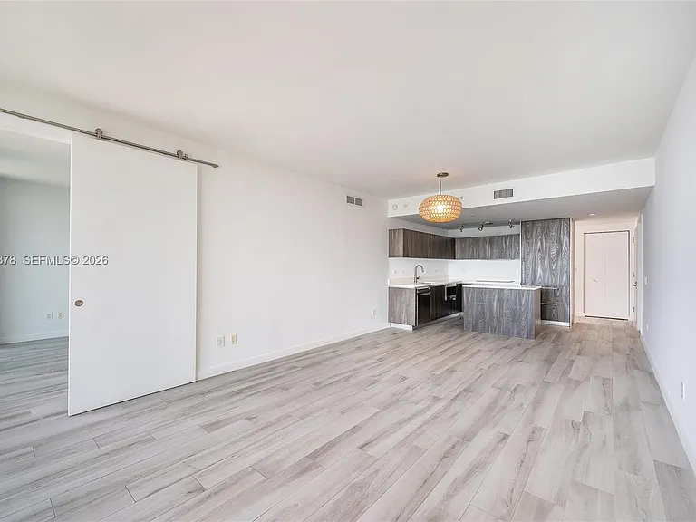 3131 NE 7th Ave #3104 — Photo 7