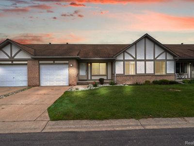 15879 Magnolia Dr S, Clinton Township, MI, 48038