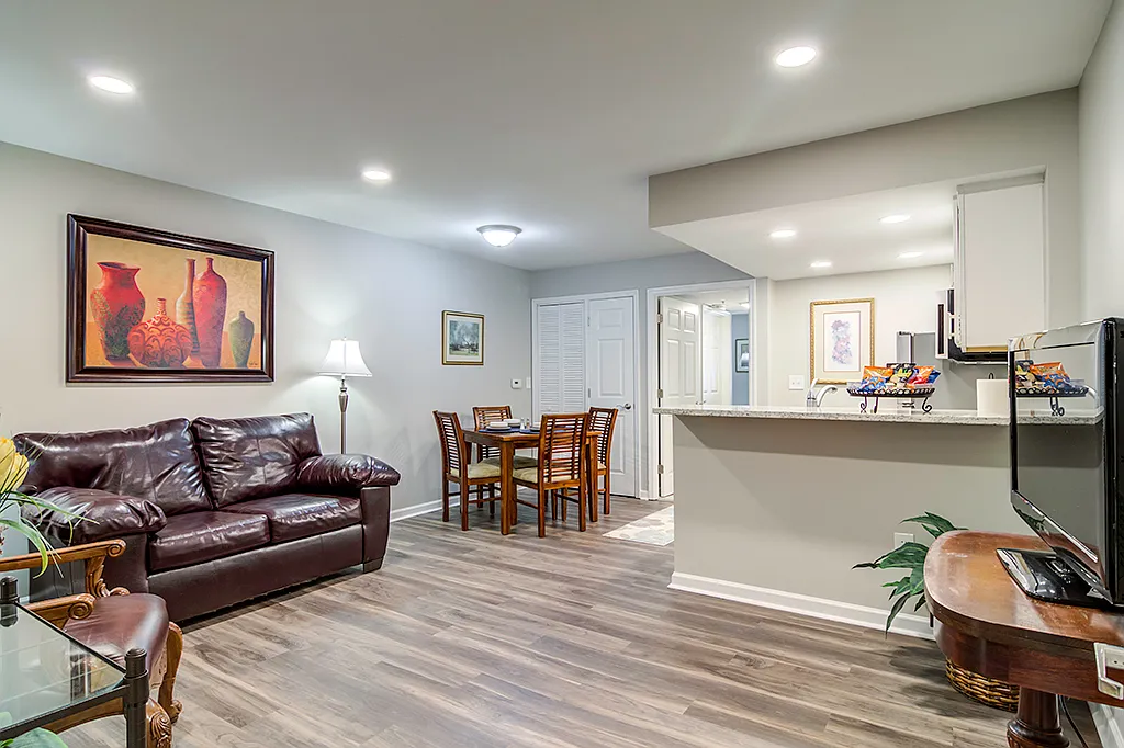 Dunwoody Pines — Photo 2