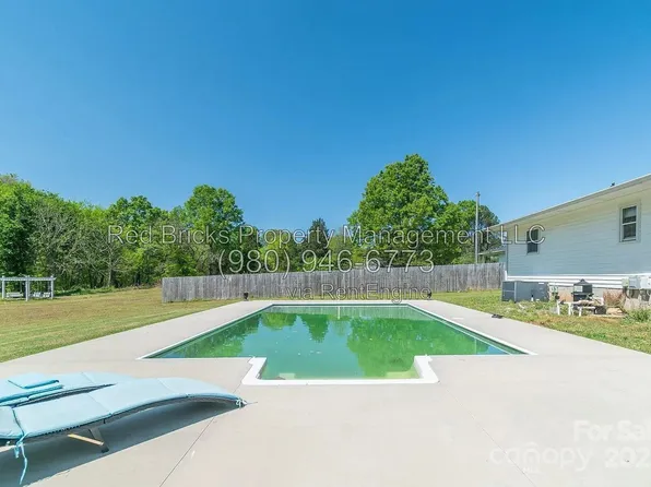 12842 Plaza Road Ext, Charlotte, NC 28215