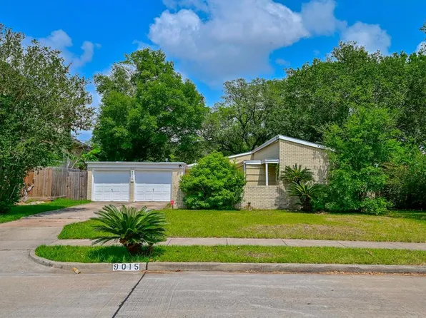 9015 Silver Spring Lane, Houston, TX 77025