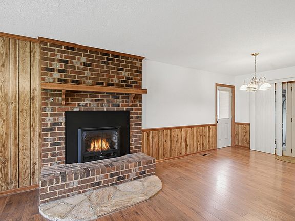 4th image of 3710 Mount Willen Rd