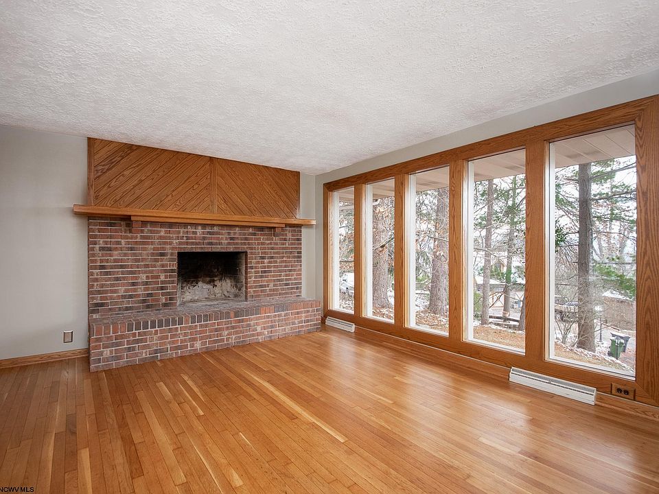 785 Kermit Pl, WV 26501 Zillow