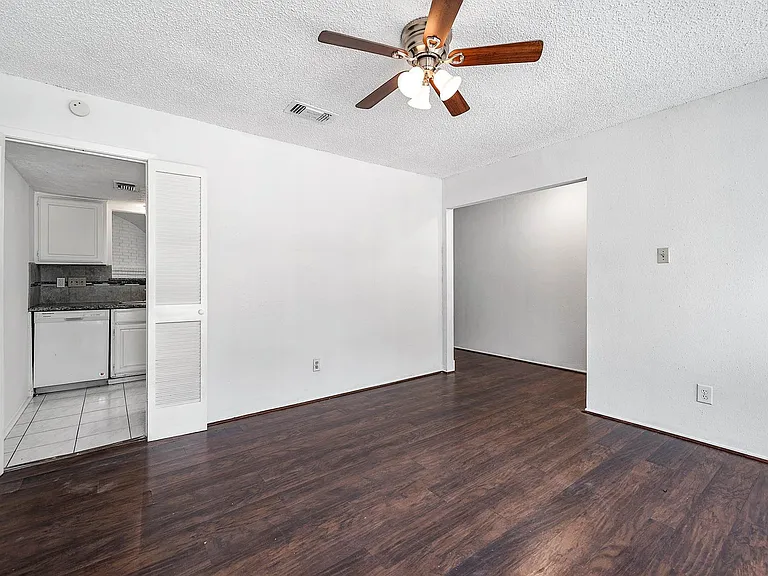 16238 Sierra Grande Dr — Photo 7