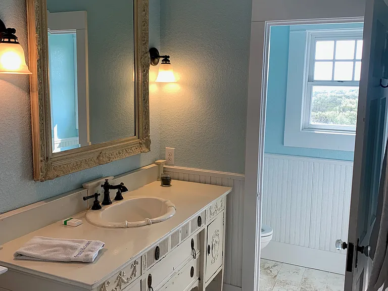 938 Flagstone Dr — Photo 12
