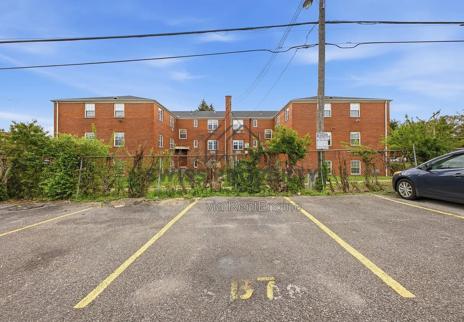 1 bed, 1.0 bath, 484 sqft, $935 — Photo 2