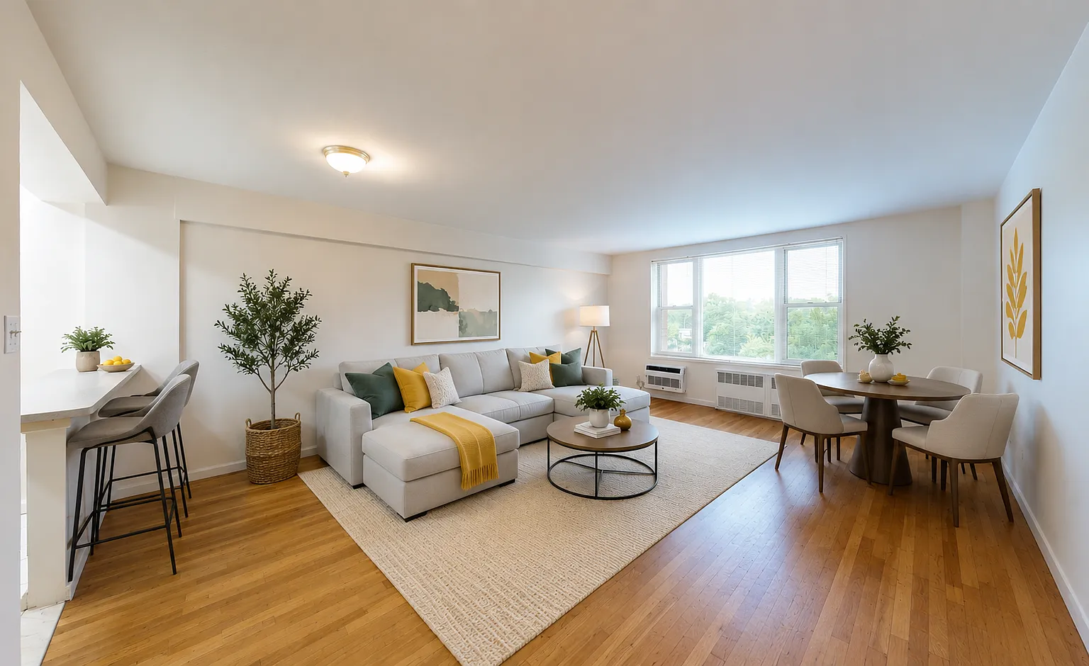 245-20 Grand Central Parkway — Photo 1