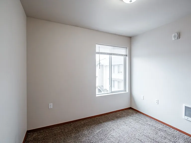 Aspen Place Apartments — Photo 120
