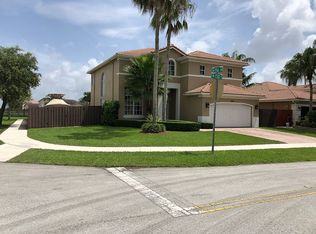 15581 SW 150th St, Miami, FL 33196