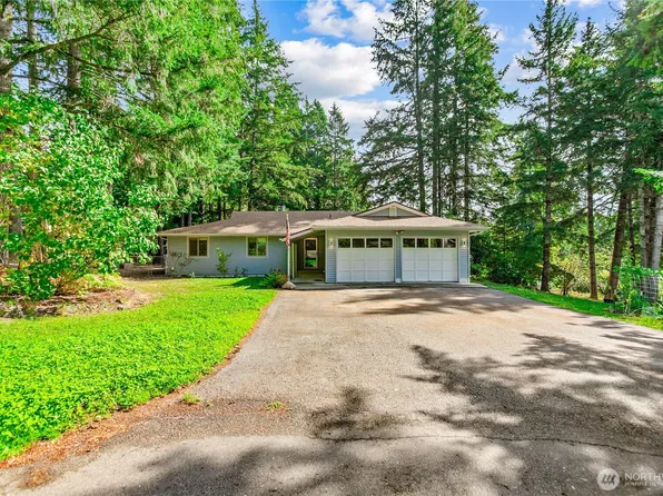 91 NE Rainier Place S, Belfair, WA 98528