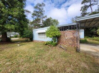 85 Willow Dr, Sumter, SC 29150