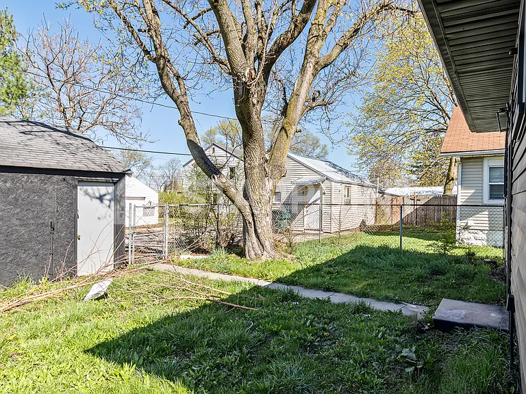 1311 S Ebright St — Photo 3