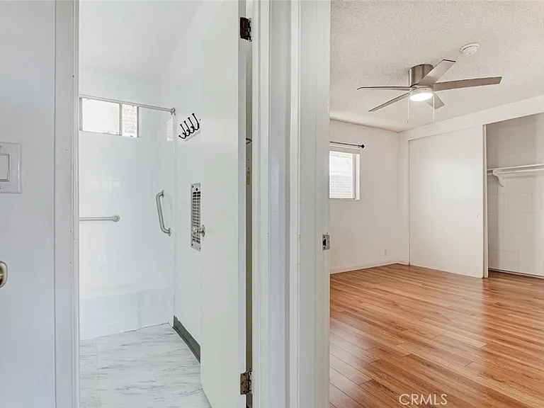 1835 N Alexandria Ave #7 — Photo 8