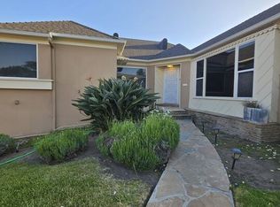 4512 Chasar Pl, Los Angeles, CA 90043