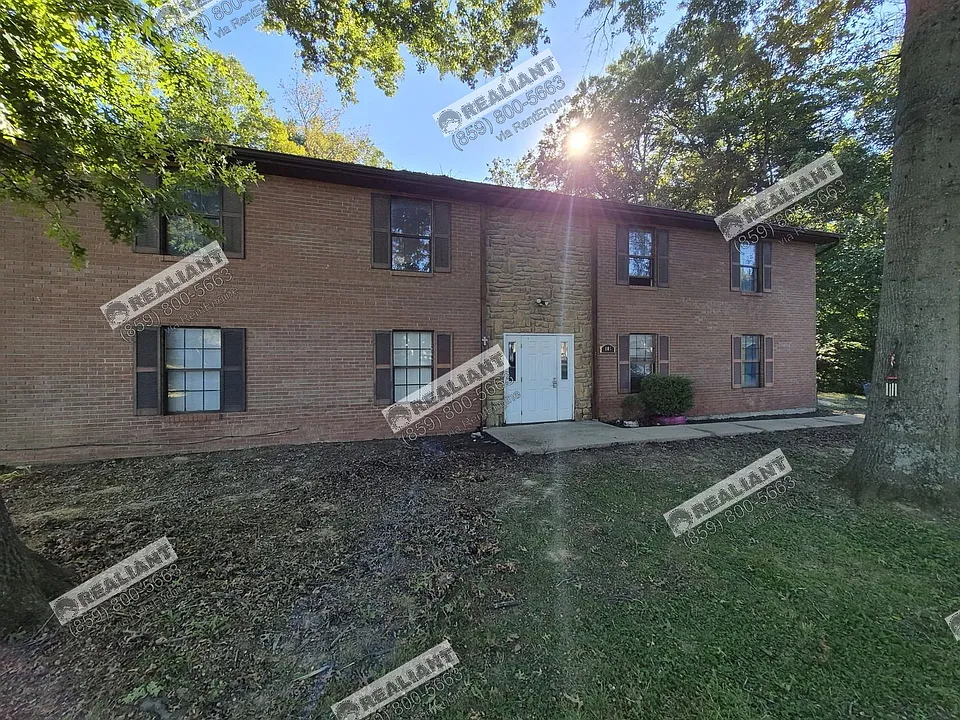 105 Williams St #4
