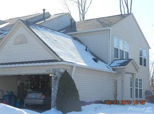 26786 Kirkway Cir, Woodhaven, MI