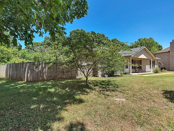 5th image of 140 Tanner Cir