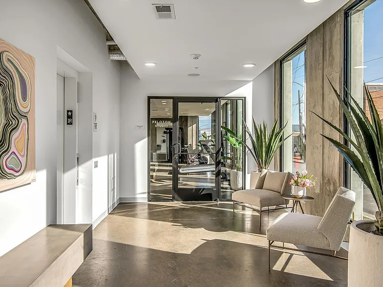 806 Olympic St #511 — Photo 2